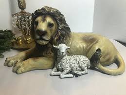 Grande statue vintage de lion et d'agneau, statue vintage de mouton et d'agneau, statue de lion vintage, lion avec agneau, statue de lion unique, décor de lion. - Etsy France