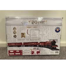 Harry Potter Lionel Train 28 Pc Set HOGWARTS EXPRESS... | Depop