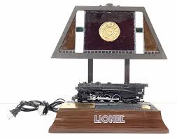 Sold at Auction: Lionel Hudson 700e Animated Train Table Lamp