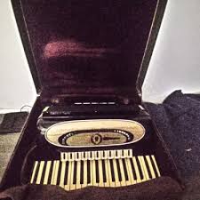 NEW Black Beltuna Prestige V Piano Accordion LMMMH 41 120 | Reverb