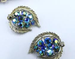 Spectacular LISNER Signed Molded Glass Floral Lady's Cluster Earrings, Aurora Borealis Washed Rhinestones, Silver Tone 1960's Clip Backs - Etsy