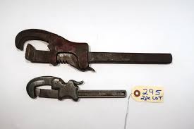 Sold at Auction: 2 pc Lot Combination Quick Adjust Pipe ...