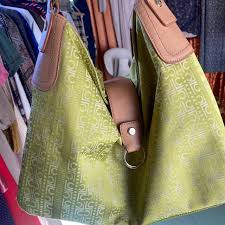 Liz Claiborne Lime green purse Great condition | Depop