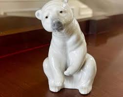 Lladro Resting Polar Bear Porcelain Figurine; Lladro Polar ...