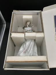 LLADRO "TREASURES OF THE EARTH" FIGURINE (INCLUDES BOX ...