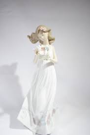 Lladro Figurine " Butterfly Treasures" 12.5" IN ORIGINAL BOX ...