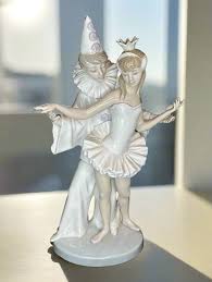 Lladro #4882 Carnival Couple Porcelain Figurine Matte Boy ...