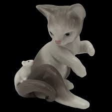 Vintage Llardro Cat and Mouse Figurine Gray and White ...