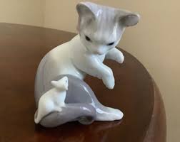 Lladro's “cat and Mouse” Figurine #5236 Hand Made in Spain ...