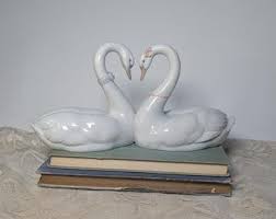 Lladro Endless Love Swan Porcelain Figurine. - Etsy