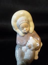 LLADRO - ESKIMO PLAYING #1195 - MINT | eBay