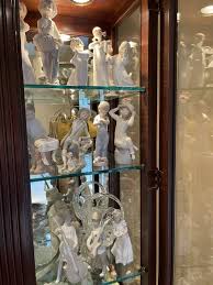 LLADRO #4873 GIRL KISSING LOVE ROMANCE RETIRED Glossy (1) | eBay