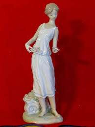 Vintage Lladro Porcelain Figurine: Flowers for a Goddess - Etsy