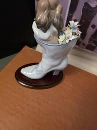 Lladro A Well Heeled Puppy BNIB - Etsy Canada