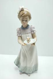 LLADRO HAPPY BIRTHDAY Figurine #5429 Girl With Cake SPAIN 8" | eBay