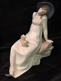 Vintage Hummelwerk Rex Valencia Artwork Statue, Woman with ...