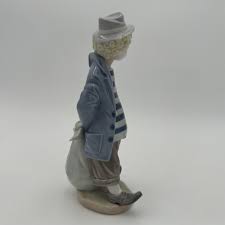 Sold at Auction: Lladro Collector's Society "Little Traveler ...