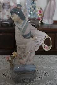 VINTAGE Lladro Porcelain Figurine Michiko #1447 - Japanese Geisha - As Is, Spain | eBay