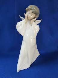 Lladro "Cherub Mime" – RC Gifts