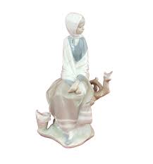 Lladro Figurine 4576 - Shepherd Lady Sitting & Watching A ...