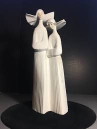 Lladro Porcelain Figurine of Two Nuns # 4611 " Monjas " | Salt ...