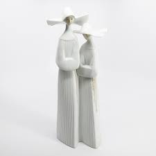 Lladro Porcelain 'Nuns' Figurine #4611 ... - The Silver Queen