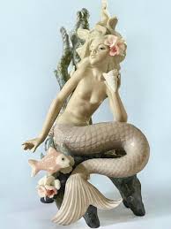 Lladro Figurine #5785 Ocean Beauty, Mermaid Sitting on Coral ...