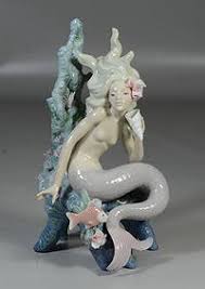 Hawaiian Beauty 1001512 Lladro Porcelain Figurine