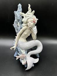 Lladro Ocean Beauty Porcelain Figurine No.5785