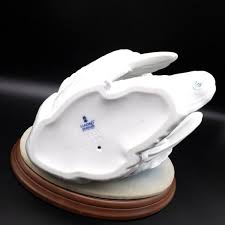 7" Lladro Large Porcelain Birds Swan With Wings Spread ...