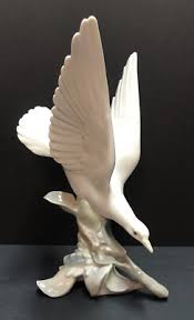 LLadro Turtle Dove White Bird Figurine Glossy Porcelain ...