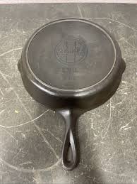 VTG Griswold ERIE #9 Slant Logo Cast Iron Skillet 710 X Heat ...