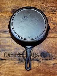 Mid 1900's Lodge #6 Cast Iron Saute Skillet with 3 Notch ...