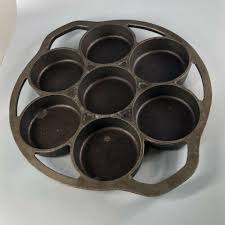 Vintage Lodge Cast Iron Biscuit Pan USA 7B2 | #3771793239
