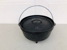 Older Lodge 10 CO Cast Iron Camp / Dutch Footed Oven | eBay