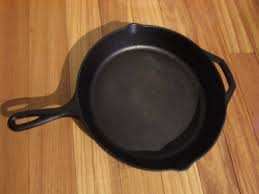 Vintage LODGE 12 Inch Cast Iron Skillet Fry Pan 10SK Pour ...