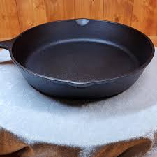 Lodge #8SK 3 Notch Cast Iron Fry Pan Skillet Refurbished ...