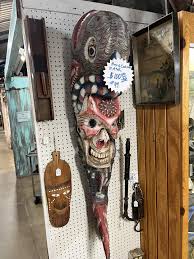 Cool thingy, Big thingy, Fishy thingy : r/ThriftStoreHauls