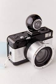 Lomography Fisheye 2.0 35mm Camera | Urban Outfitters