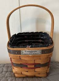 1993 Longaberger Inaugural Basket with liner and plastic ...