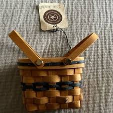 Boyds Bears | Accents | Cute Boyds Bear Basket With Fabric Liner | Poshmark