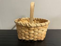 Oval light tan basket — White Pine Artisan Market