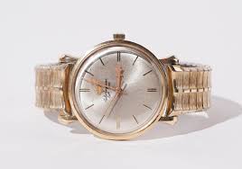 Lot - Jules Jurgensen 14-Karat Yellow-Gold Manual Wind Wristwatch with Flexible Gold Plated Band, D: 33 mm