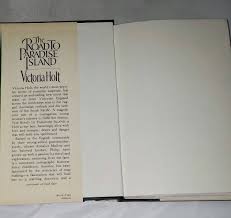 The Road to Paradise Island by Victoria Holt - Vintage ...