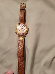 Vintage Lorus Mickey Mouse Quartz Watch With Leather Strap | eBay