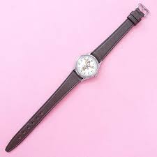 Vintage Disney Minnie Mouse Watch for Her | Disneyland Watch ...