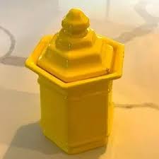 Royal Haegar USA | Accents | Royal Haeger Usa Yellow ...