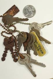 old key lot, old cigar box full of vintage keys, car keys, house latch keys etc