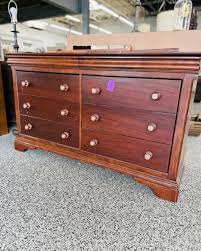 🛍️ Saturday just got even better at Hope Outreach! Today's the perfect day to shop — not only for back-to-school bargains, but also for new furniture and home décor! 🪑 Fresh pieces