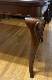 This is a beautiful dining room set in good condition! Only ...